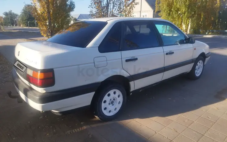 Volkswagen Passat 1992 годаfor1 200 000 тг. в Костанай