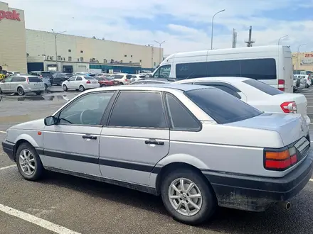 Volkswagen Passat 1992 года за 1 400 000 тг. в Караганда – фото 2