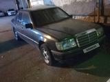 Mercedes-Benz E 230 1989 года за 1 000 000 тг. в Караганда