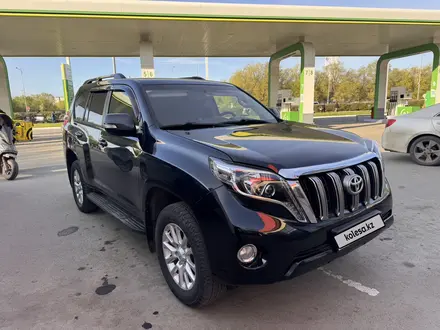 Toyota Land Cruiser Prado 2016 года за 25 000 000 тг. в Актобе – фото 2