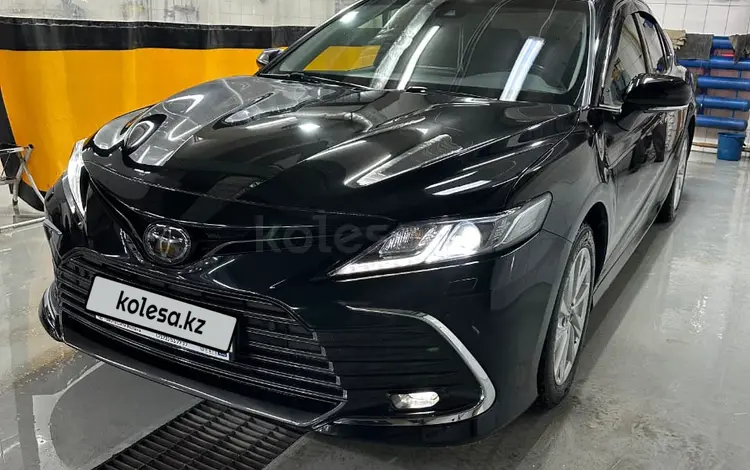 Toyota Camry 2023 года за 15 000 000 тг. в Астана