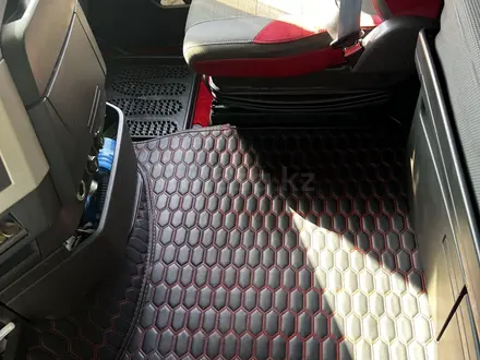 Volvo  FH 2017 года за 45 000 000 тг. в Алматы – фото 12