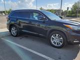 Toyota Highlander 2014 годаүшін14 853 564 тг. в Астана – фото 3