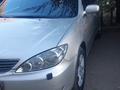 Toyota Camry 2004 годаfor4 500 000 тг. в Актобе – фото 2