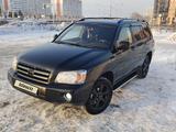 Toyota Highlander 2005 годаfor8 000 000 тг. в Усть-Каменогорск