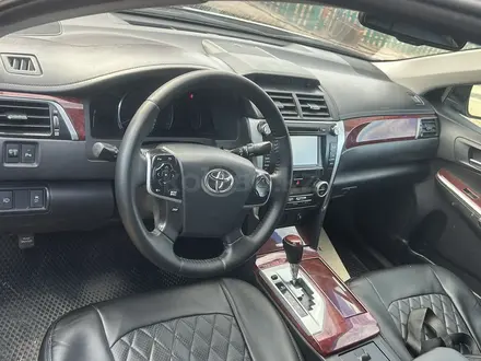 Toyota Camry 2013 года за 8 800 000 тг. в Балхаш – фото 9