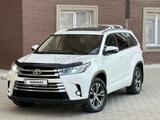 Toyota Highlander 2017 годаүшін12 800 000 тг. в Актау – фото 3