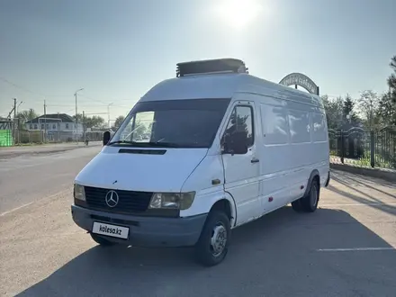 Mercedes-Benz Sprinter 1997 года за 5 500 000 тг. в Алматы – фото 2