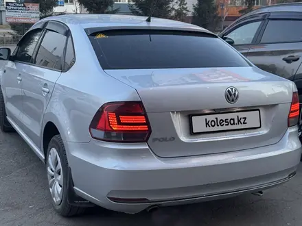 Volkswagen Polo 2015 года за 4 350 000 тг. в Петропавловск – фото 11
