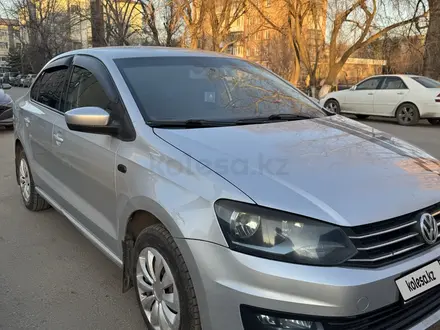 Volkswagen Polo 2015 года за 4 350 000 тг. в Петропавловск – фото 4