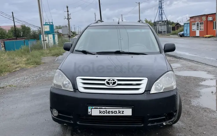 Toyota Avensis Verso 2001 года за 5 200 000 тг. в Семей