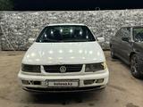 Volkswagen Passat 1993 годаfor500 000 тг. в Алматы – фото 2