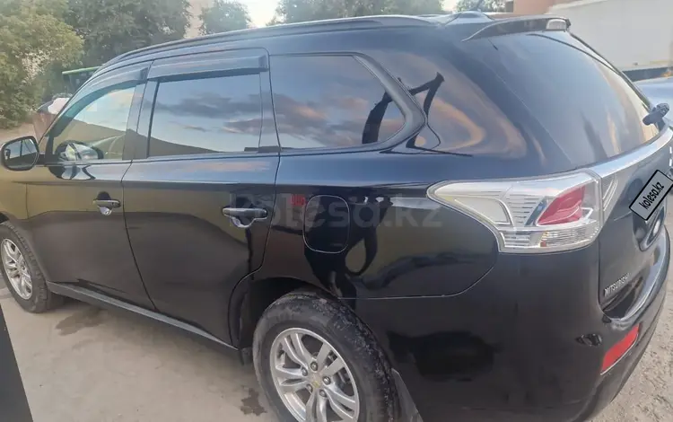 Mitsubishi Outlander 2012 годаүшін8 500 000 тг. в Семей