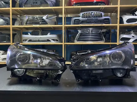 Фары бу оригинал Lexus NX правая левая фара 2014-2017 за 130 000 тг. в Алматы