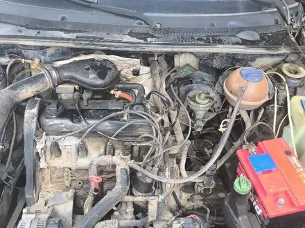 Volkswagen Golf 1993 года за 750 000 тг. в Актобе – фото 22