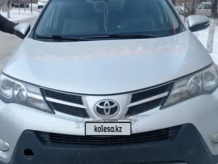 Toyota RAV4 2015 года за 14 200 000 тг. в Актобе – фото 5