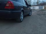 Mercedes-Benz C 180 1994 годаүшін2 150 000 тг. в Кокшетау – фото 5