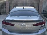 Hyundai Elantra 2020 года за 8 600 000 тг. в Алматы – фото 3
