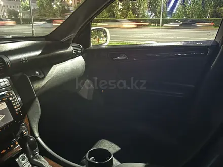 Mercedes-Benz C 240 2001 года за 4 500 000 тг. в Астана – фото 20