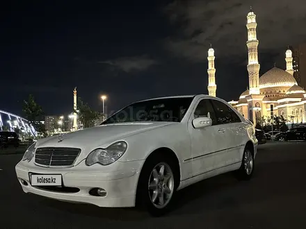 Mercedes-Benz C 240 2001 года за 4 500 000 тг. в Астана – фото 3
