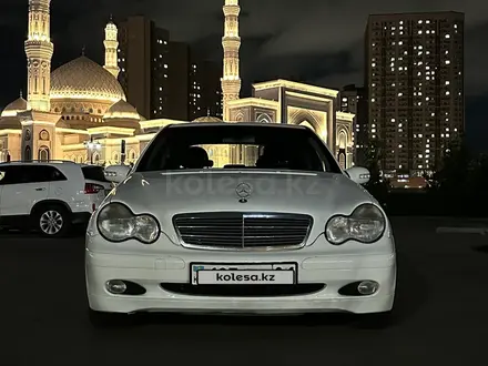 Mercedes-Benz C 240 2001 года за 4 500 000 тг. в Астана – фото 6