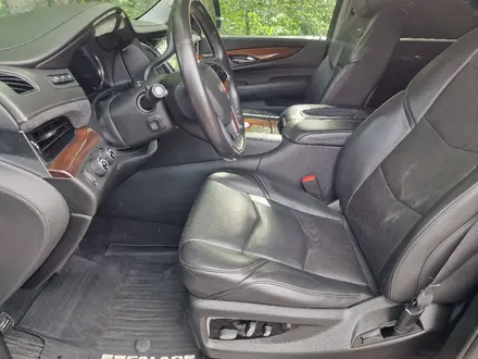 Cadillac Escalade 2019 года за 22 000 000 тг. в Алматы – фото 5