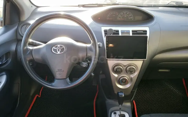 Toyota Yaris 2010 года за 4 400 000 тг. в Астана