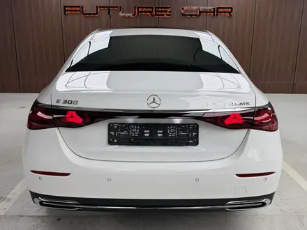 Mercedes-Benz E 300 2023 года за 45 800 000 тг. в Алматы – фото 4