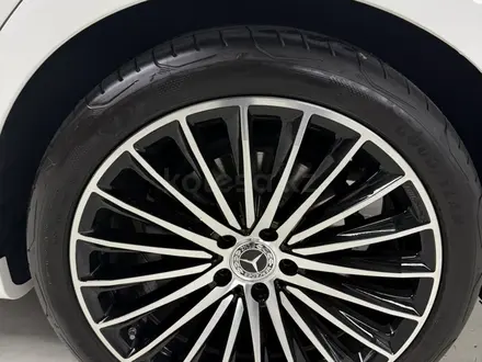 Mercedes-Benz E 300 2023 года за 45 800 000 тг. в Алматы – фото 17