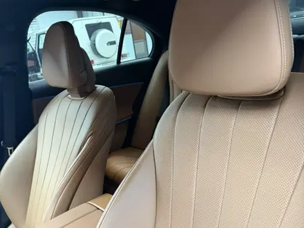 Mercedes-Benz E 300 2023 года за 45 800 000 тг. в Алматы – фото 8