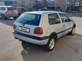 Volkswagen Golf 1994 годаүшін1 650 000 тг. в Астана – фото 3