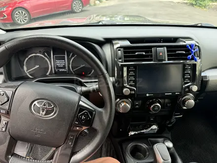 Toyota 4Runner 2021 года за 21 000 000 тг. в Алматы – фото 4