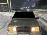 Mercedes-Benz E 220 1994 годаfor2 200 000 тг. в Алматы