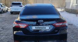 Toyota Camry 2017 годаүшін11 000 000 тг. в Актобе – фото 3