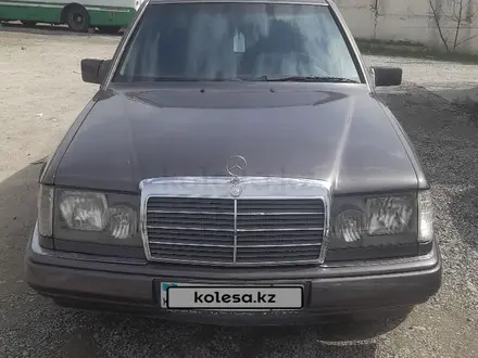 Mercedes-Benz E 260 1991 года за 1 100 000 тг. в Шымкент