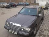 Mercedes-Benz E 260 1991 года за 1 100 000 тг. в Шымкент – фото 2