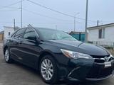 Toyota Camry 2015 года за 6 500 000 тг. в Атырау