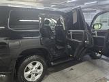 Toyota Land Cruiser 2011 года за 18 500 000 тг. в Астана – фото 2