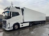 Volvo  FH 2017 года за 50 000 000 тг. в Алматы