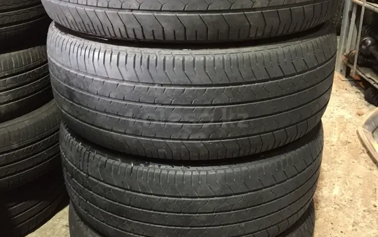 Резина летняя 225/50 r18 Dunlop, из Японии за 83 000 тг. в Алматы