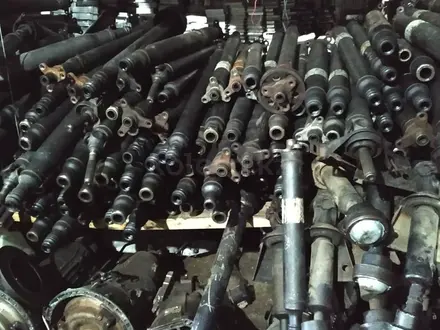 Карданный вал на Мерседес W124. за 2 000 тг. в Астана – фото 2