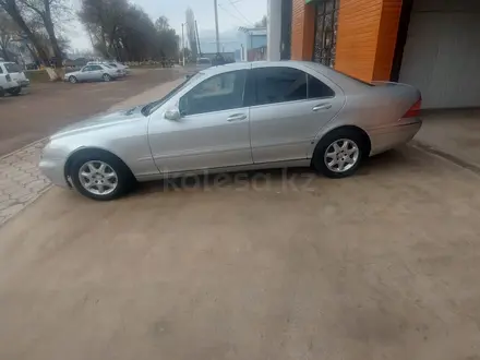 Mercedes-Benz S 350 2002 года за 4 000 000 тг. в Мерке – фото 5