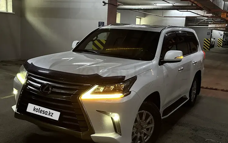 Lexus LX 570 2016 годаfor34 000 000 тг. в Астана