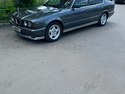 BMW 520 1994 года за 1 800 000 тг. в Астана – фото 2