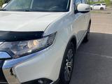 Mitsubishi Outlander 2019 годаүшін9 800 000 тг. в Алматы – фото 3