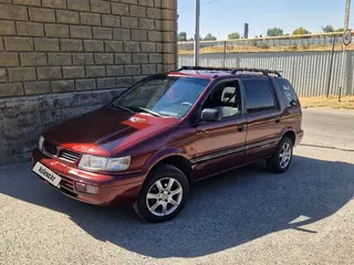 Mitsubishi Space Wagon