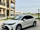 Toyota Corolla 2021 года за 9 290 000 тг. в Шымкент – фото 2