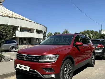 Volkswagen Tiguan 2019 года за 11 000 000 тг. в Алматы – фото 2