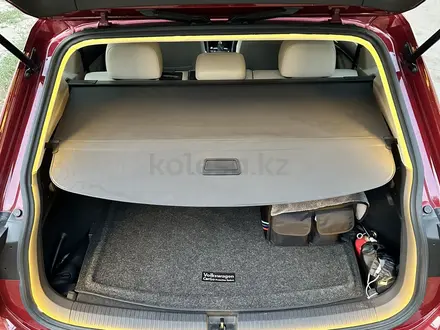 Volkswagen Tiguan 2019 года за 11 000 000 тг. в Алматы – фото 18