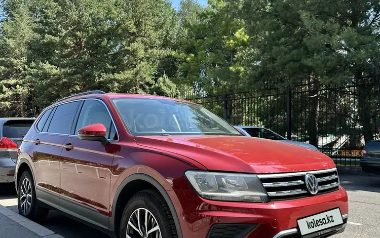 Volkswagen Tiguan 2019 года за 11 000 000 тг. в Алматы